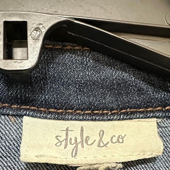 Classic Women’s Denim Jacket by Style & Co.  Size 16W - Picture 2 of 3